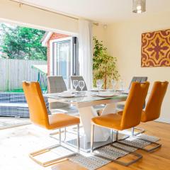 4-BedHaven in Fawley Perfect for ExtendedStays!