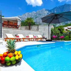 Villa Vivace mit Pool und traumhaften Meerblick