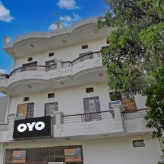OYO Flagship 81301 Arman Residency Guest House