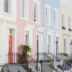 1min to Portobello Road Market! Stylish Cosy 2 Bed Flat in the Heart of Nottinghill