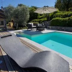 Oasi di Castelveccana Apt Pool and View - Happy Rentals