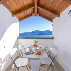 Blu Lake apartment on Ghiffa Beach - Happy Rentals