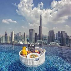 2BR High Floor Infinity Pool w/ Burj Khalifa view