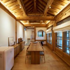 Luxury Hanok Serenity Villa