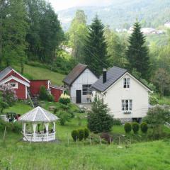 Koselig feriehus, Birkedaltunet