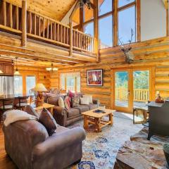 Breck Ski Haven: 4BR with Stunning Views and Hot Tub