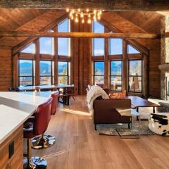 3BR+Loft Modern Mountain Retreat w Hot Tub