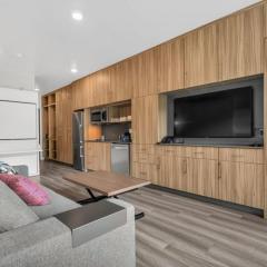 1BR in the Heart of Canyons Village