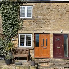 Captivating 2-Bed Cottage in Grewelthorpe