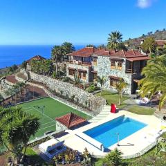 Ferienhaus mit Privatpool für 6 Personen ca 230 qm in Tijarafe, La Palma Westküste von La Palma