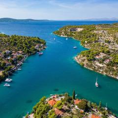 Ferienwohnung für 4 Personen ca 60 qm in Bobovišća, Dalmatien Mitteldalmatien
