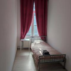 Room in Guest room - Chambre A Bruxelles a