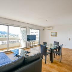 Grand appartement 4 ch vue mer balcons et clim