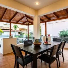 Filiatra Downtown Cozy Retreat - Homely Vibes
