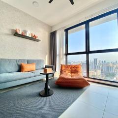 Urban Suites - *Komtar View* Modern Simplicity Home by Happy Living