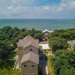 Gorgeous Architectural Home w Water Views