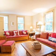 Fantastic Home by Eldridge Park