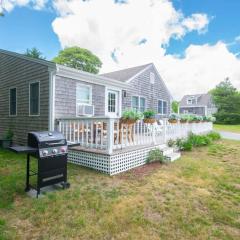 Wrap-Around Porch Mins to Beach