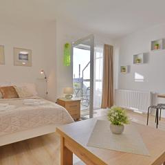 Sunset Apartments - Plac Słowiański 10 - słoneczna kawalerka w centrum miasta