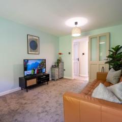Park View- 2 bed apartment close to East Surrey Hospital