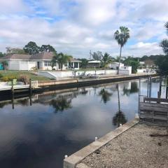 Waterfront! JACuZZI and Beach FUN nearby! EZ shops