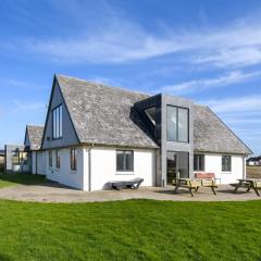 Pool house with beautiful view by the sea - SJ650