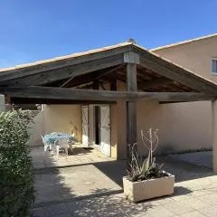 HOLIDAYLAND 137 VILLA T3 MEZZANINE 7 couchages climatisé NARBONNE PLAGE