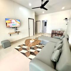 PK house and cosy 3BR @Amper Betong