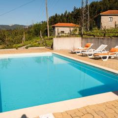2 bedrooms villa with shared pool furnished garden and wifi at Aveiro
