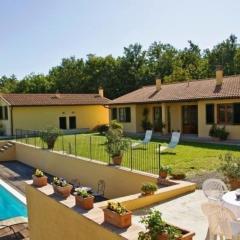Ferienwohnung in Badia A Cerreto mit gemeinsamem Pool, Garten und Terrasse