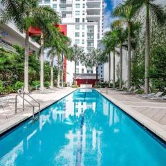 Long Term Stays Allowed DT Miami Rooftop and Lap pool