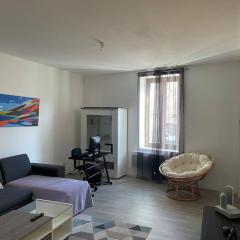 Appartement agréable dans Gignac