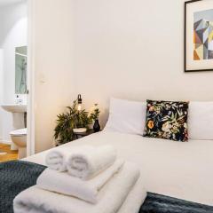 Cosy Queen St 1-BR apartment