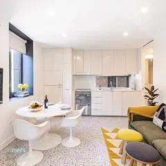 Darlinghurst Apt W A C Balcony Only A Walk To CBD