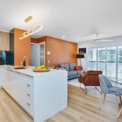 1 Bedroom Gem with Aircon Stroll to Beach