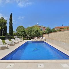 Ferienhaus mit Privatpool für 12 Personen ca 200 qm in Valbandon, Istrien Istrische Riviera
