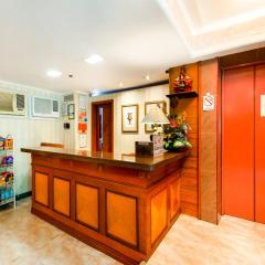 Palladium Suites Hotel