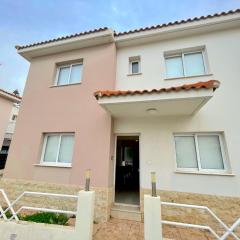 Villa with Pool 3 minutes from beach by Platform 357