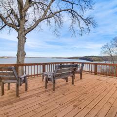 Pet-Friendly Jay Home with Deck and Grand Lake Views!