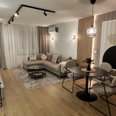 Apartman Avanti - blizina centra,besplatan parking i balkon