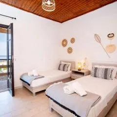 Spyros Rooms