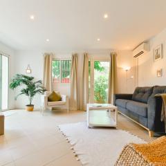 Charmant Appartement - Jardinet Privé - 5 minutes des plages Sanguinaires - Ajaccio