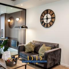 Deansgate City Suite - Modern Luxury for 2 by Parydise - Perfect for Work or Getaways
