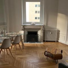 Amazing refurbished flat in Paris V