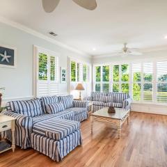 Beautiful 2BR 2BA Lakeside Villa with Lake Views