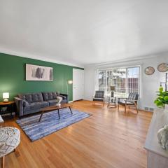 DT Green Haven 4-Bed Sanctuary in Vibrant Loco