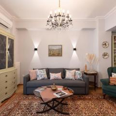 Vintage 1BR in Exarchia Timeless