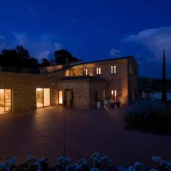 Breathtaking Villa w/Jacuzzi Tuscany Montepulciano