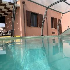 Villa con piscina riscaldata ad uso esclusivo, aperta tutto l'anno