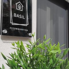 'Basil' Central Studio Accommodation